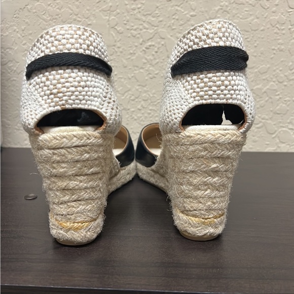 NWT- Classic Leather Wedge Raffia Espadrille - Picture 4 of 6